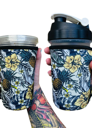 Yellow Isle 16oz PINT Glass / Medium Fountain Drinks and Tumbler Handlers™ - Drink Handlers