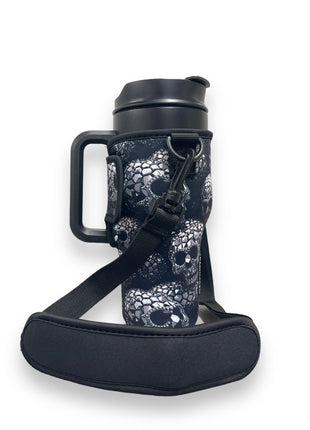 Diamond Skulls 25-35oz Tumbler With Handle Sleeve