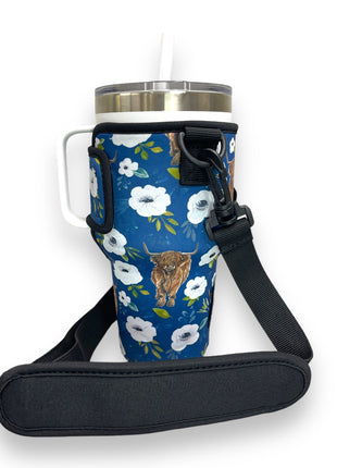 Highland Cows  25-35oz Tumbler With Handle Sleeve