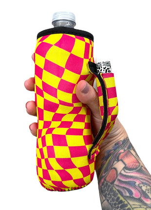 Retro Checkerboard 16-24oz Soda & Water Bottle / Tallboy Can Handler™