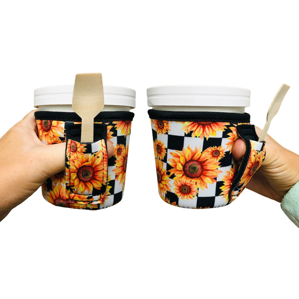 Sunflowers & Checkers Pint Size Ice Cream Handler™